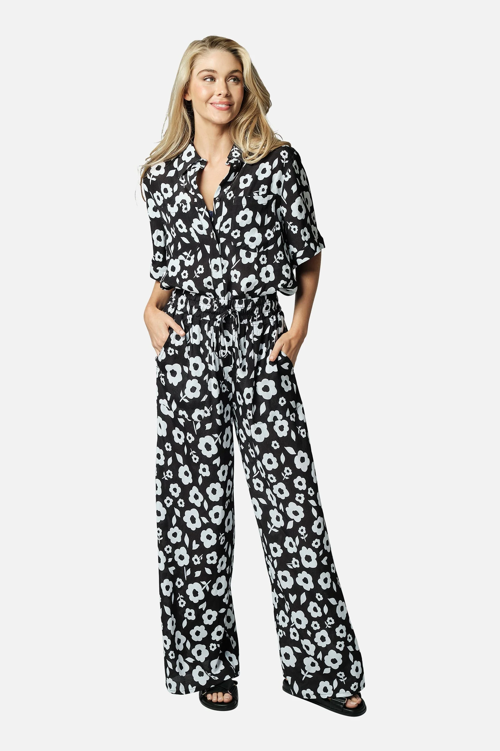 Short Sleeve Button-Up Shirt DAISY SILHOUETTE BLACK - Image 5